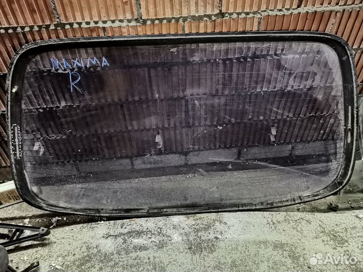 Стекло заднее с подогревом Nissan Maxima A32