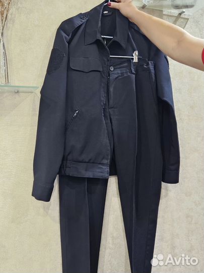 Офисный костюм