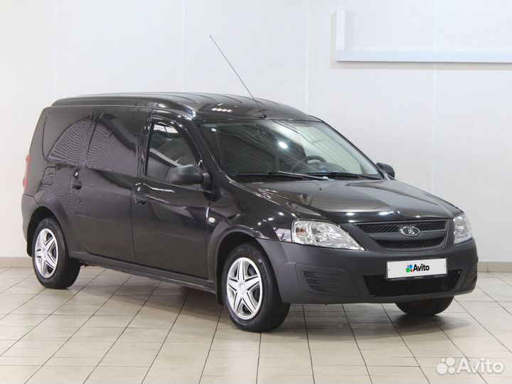 LADA Largus 1.6 МТ, 2017, 180 000 км