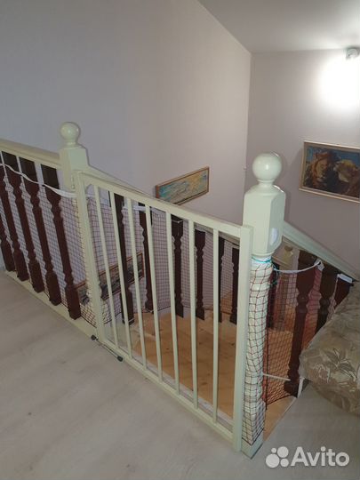 Воротики на лестницу