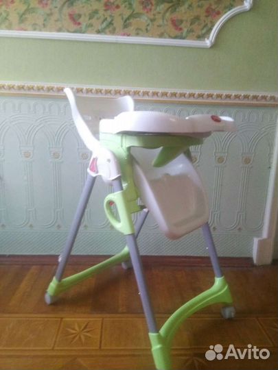 Стульчик для кормления