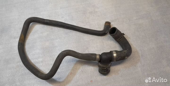 Патрубок радиатора Патрубки печки Opel Astra H
