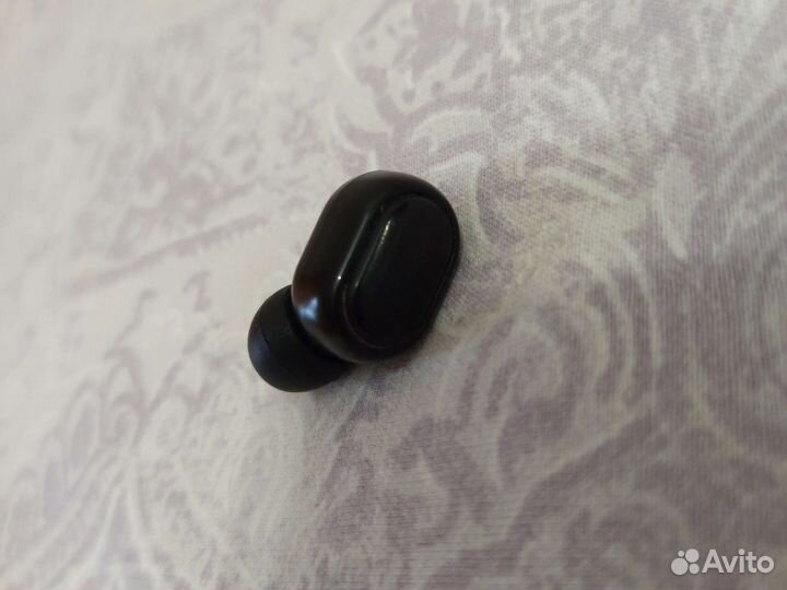 Беспроводные наушники airpods