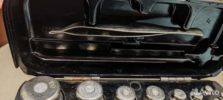 Набор гирь и разновесов