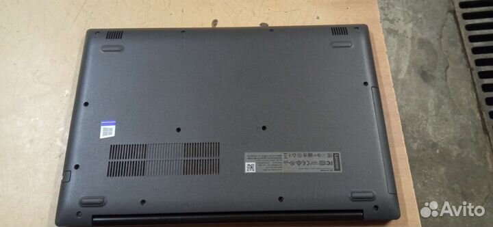 Lenovo Ideapad 33015 IKB