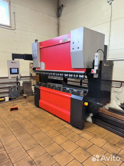 Листогибочный пресс amada HFE M2 8025 axes S