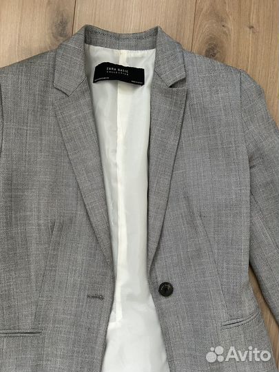 Брючный костюм женский