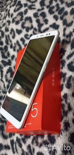 Xiaomi Redmi Note 5, 3/32 ГБ