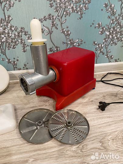 Мясорубка электрическая СССР