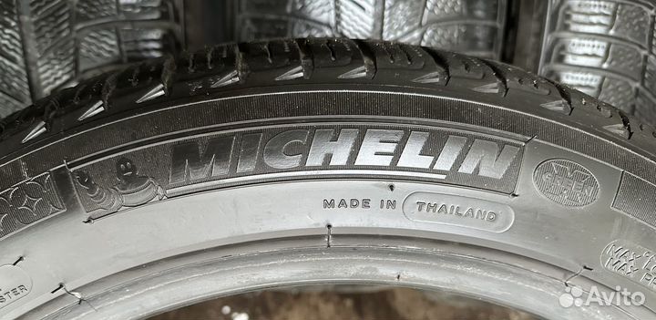 Michelin Latitude X-Ice 245/45 R19