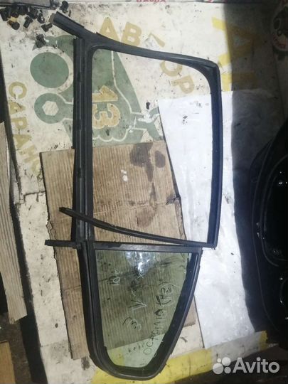 Форточка задней двери Skoda Octavia A5