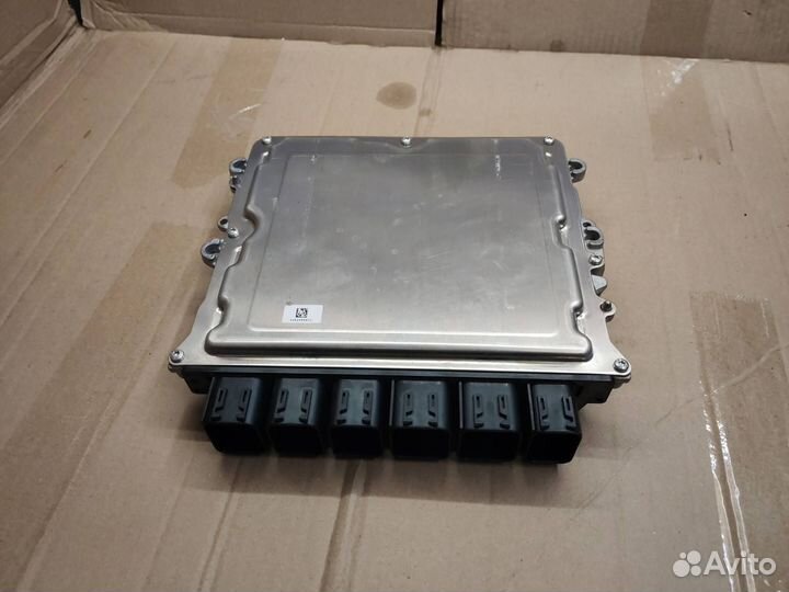 Блок управления двигателем BMW 7 G11/G12 рест