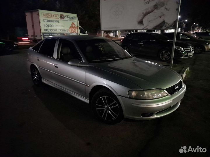 Opel Vectra 2.2 AT, 2000, 100 000 км
