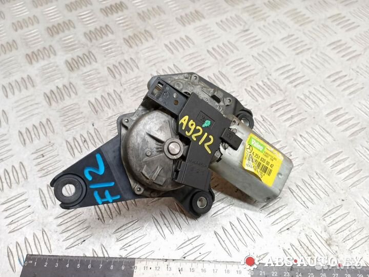 Моторчик заднего стеклоочистителя (дворника)