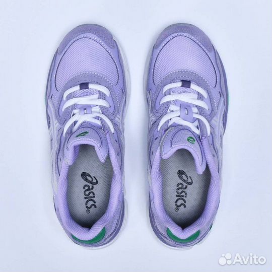 Кроссовки asics