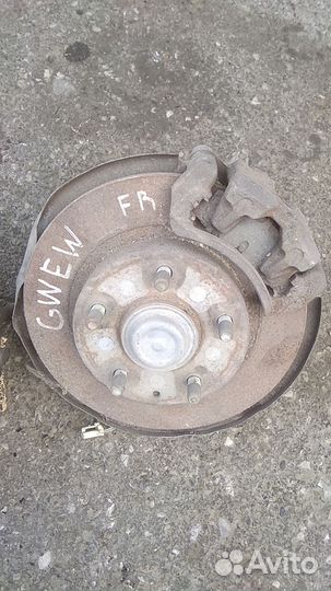 Ступица передняя правая на mazda capella GF8P