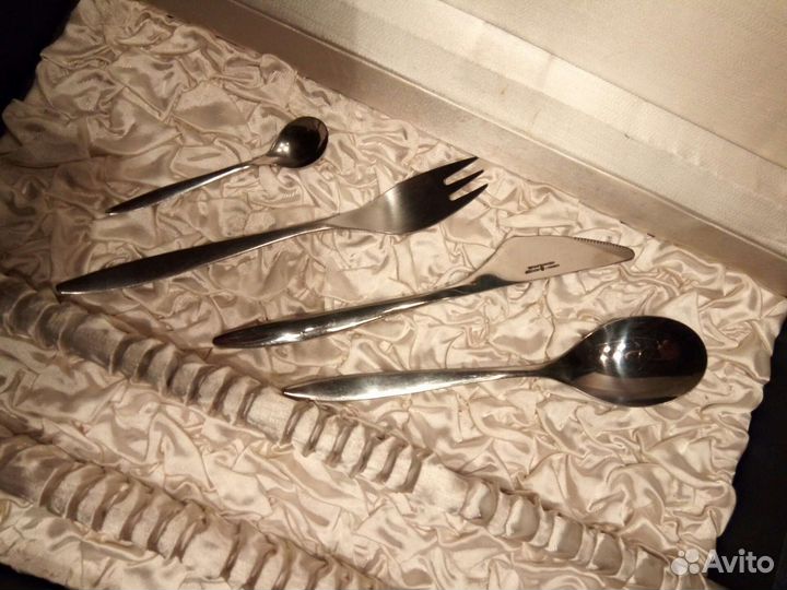 Комплект столовых приборов