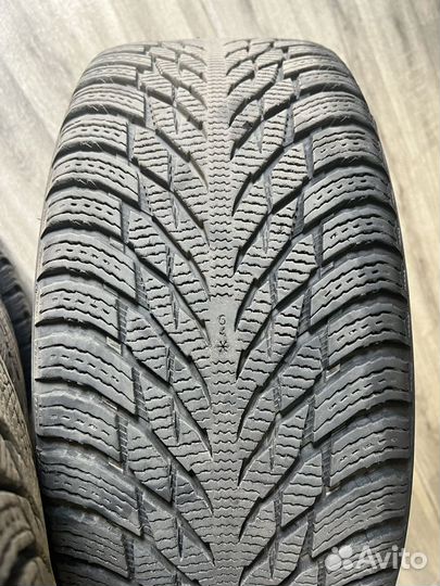 Nokian Tyres Hakkapeliitta R3 245/40 R19 и 275/35 R19