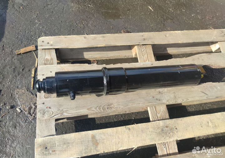 Гидроцилиндр опоры автокрана