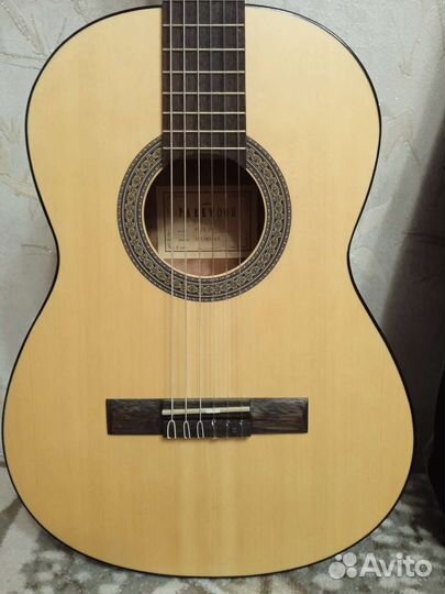 Гитара Parkwood pc75 3/4. Как новая