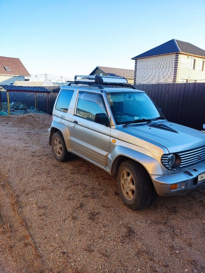 Mitsubishi Pajero Junior: фото из отзыва