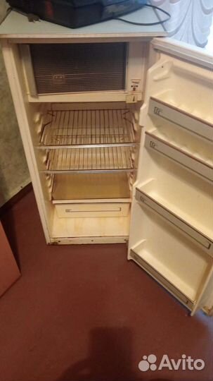 Холодильник бу маленький