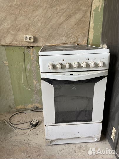 Плита электрическая стеклокерамика indesit