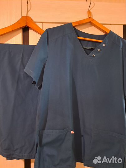 Медицинский халат и медицинская форма