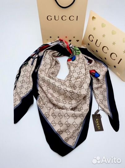 Платок-шаль Gucci натуральный шёлк