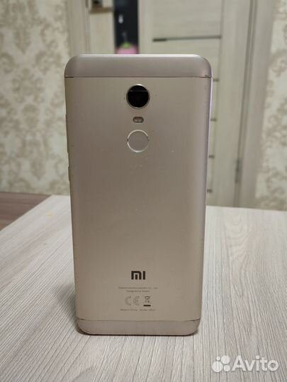 Телефон Xiaomi redmi 5 plus