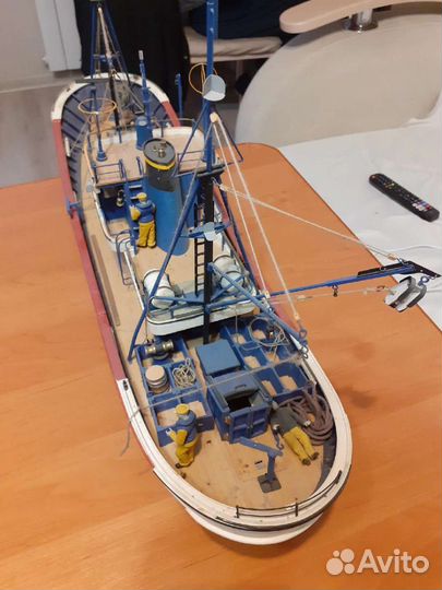 Сборная модель корабля из дерева