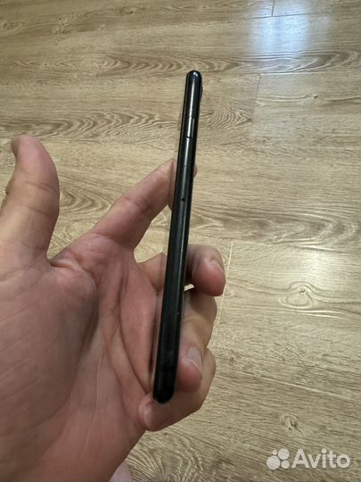 iPhone SE (2020), 128 ГБ