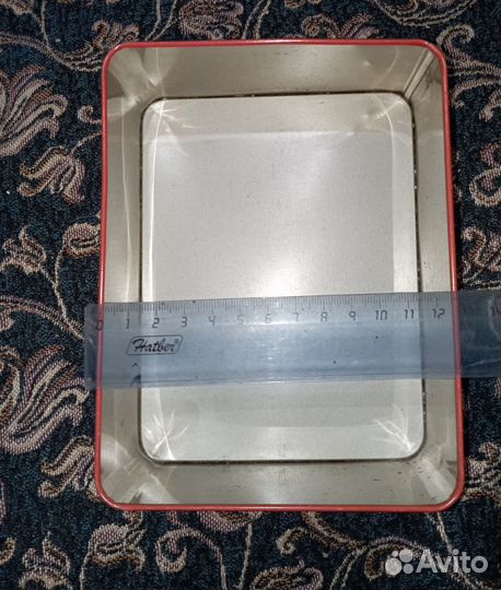 Жестяная коробка 40-60-х годов Swift's Borax Soap