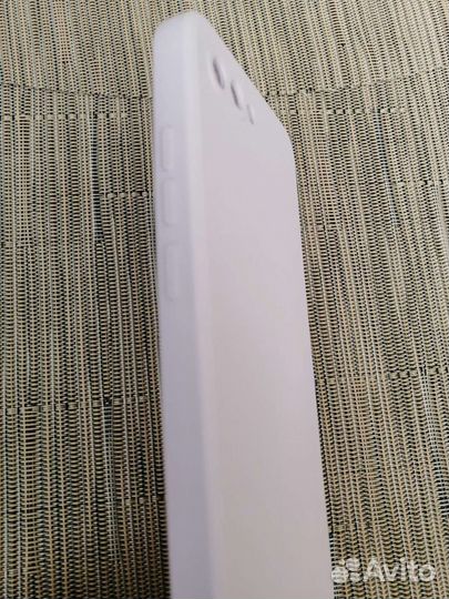 Чехол на телефон