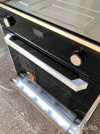 Духовой шкаф