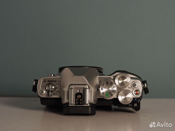 Olympus OM-D E-M10 III Body 13k