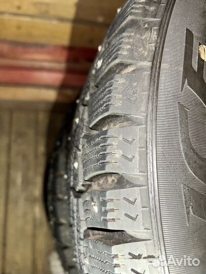 Pirelli Ice Zero 205/60 R16 96T