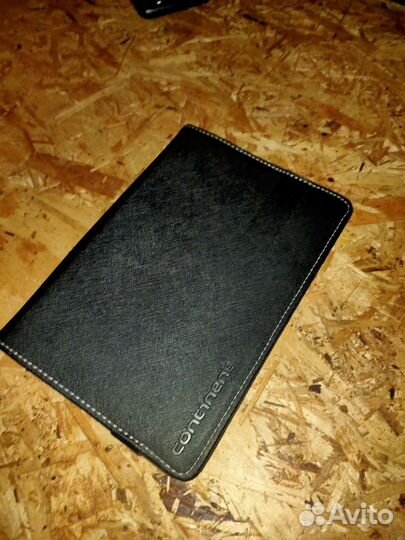 Чехол для планшета Continent UTH-71BL