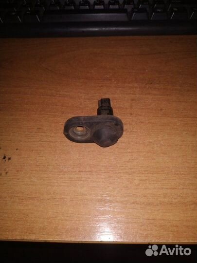 Концевик двери Toyota Prius NHW20 1nzfxe(1.5L)