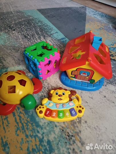 Развивающие игрушки