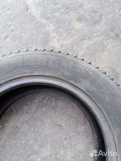 Продам зимнюю резину на 14