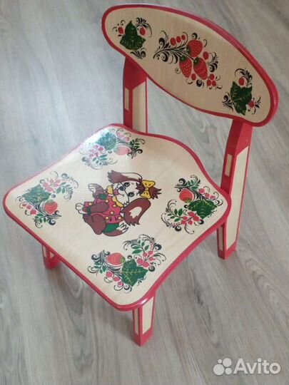 Детский стол и стул