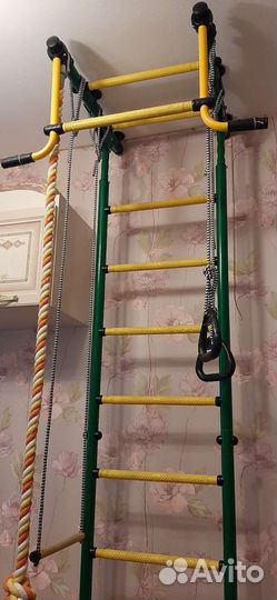 Детская шведская стенка