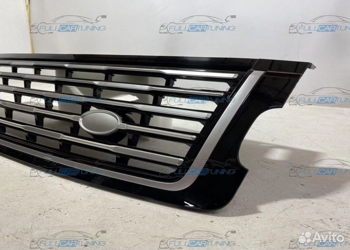 Решетка радиатора Range Rover Vogue 2017+