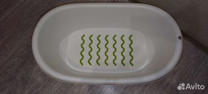 Ванночка для купания с горкой