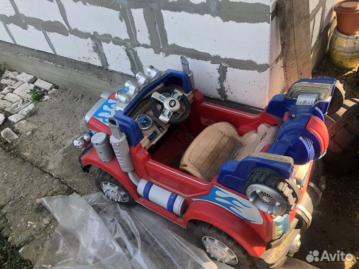 Детский электромобиль бу