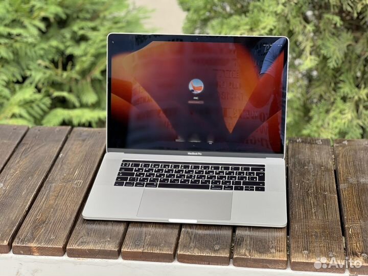 Macbook Pro 15 2017 touch bar