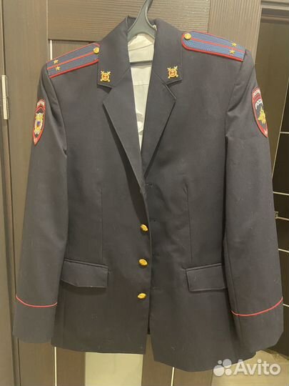 Китель укомплектованный