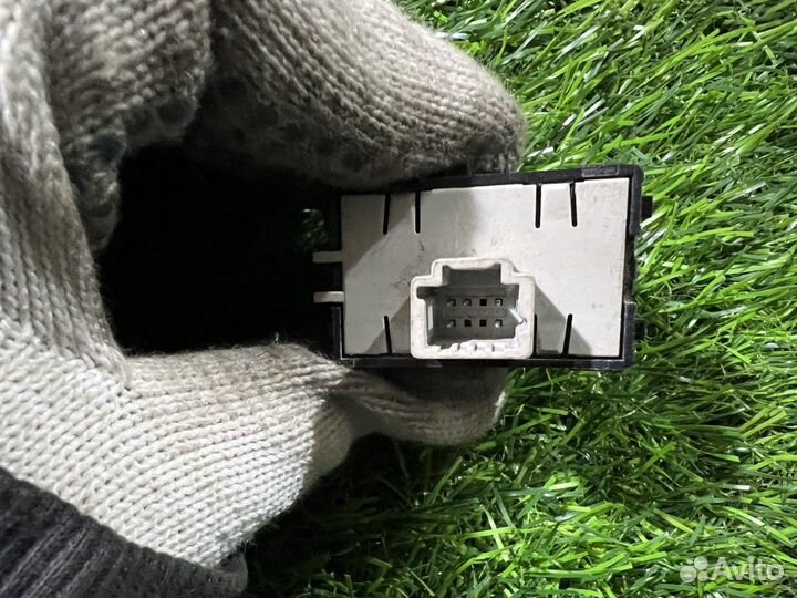 Кнопка круиз-контроля Renault Logan II