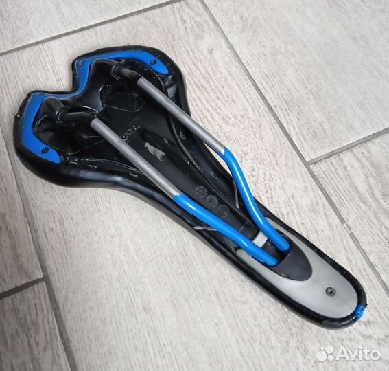 Седло велосипедное Velo